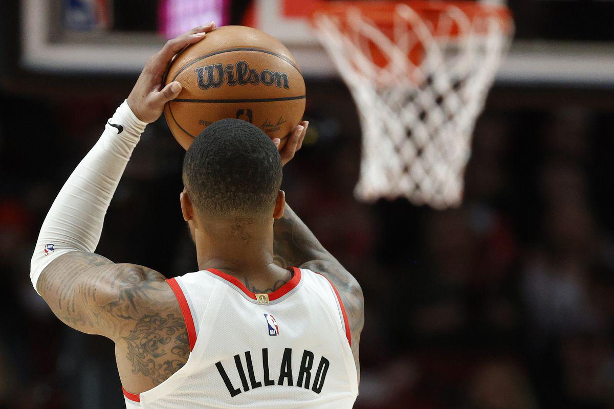 利拉德三分大赛三度夺冠：追平伯德与霍奇斯的历史纪录